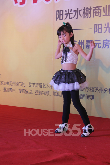 <em>阳光</em>水榭少儿<em>舞蹈</em>大赛,<em>美少女</em>云集_(Z)紫元<em>阳光</em>