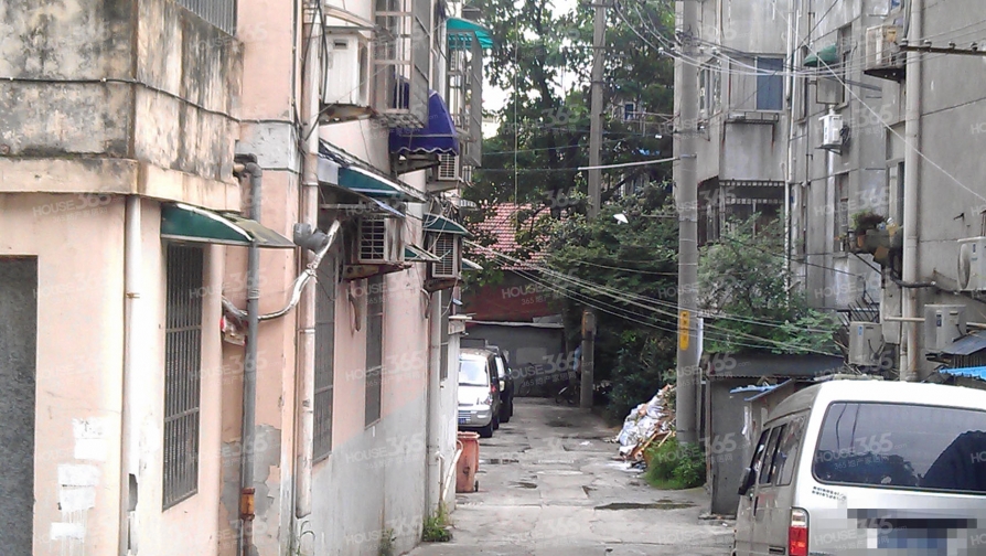 后半山园小区2室1厅1卫15㎡合租不限男女精装